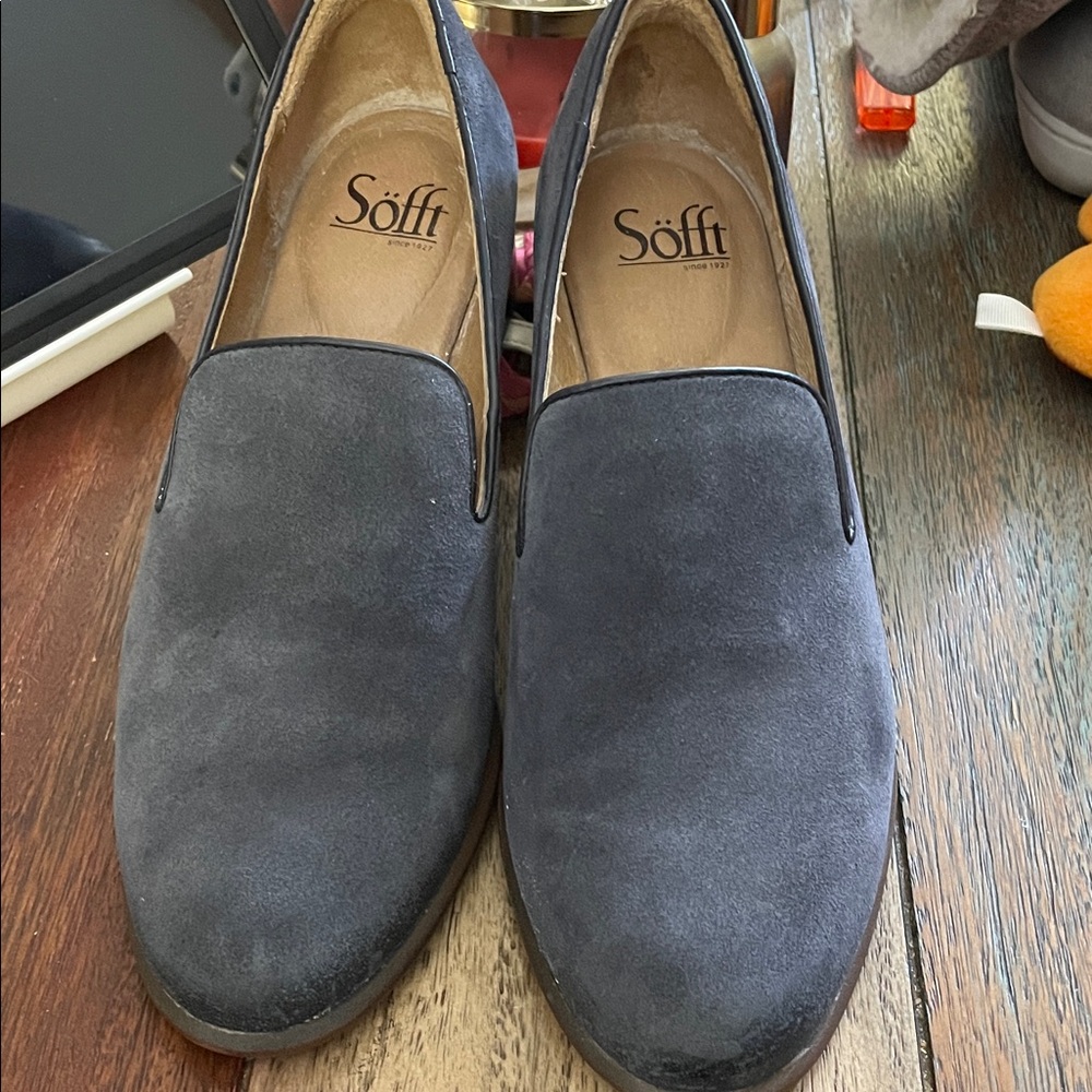 Sofft Women's Navy Suede Mules